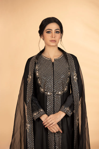 Black Yoke Jaal A Line Suit Set