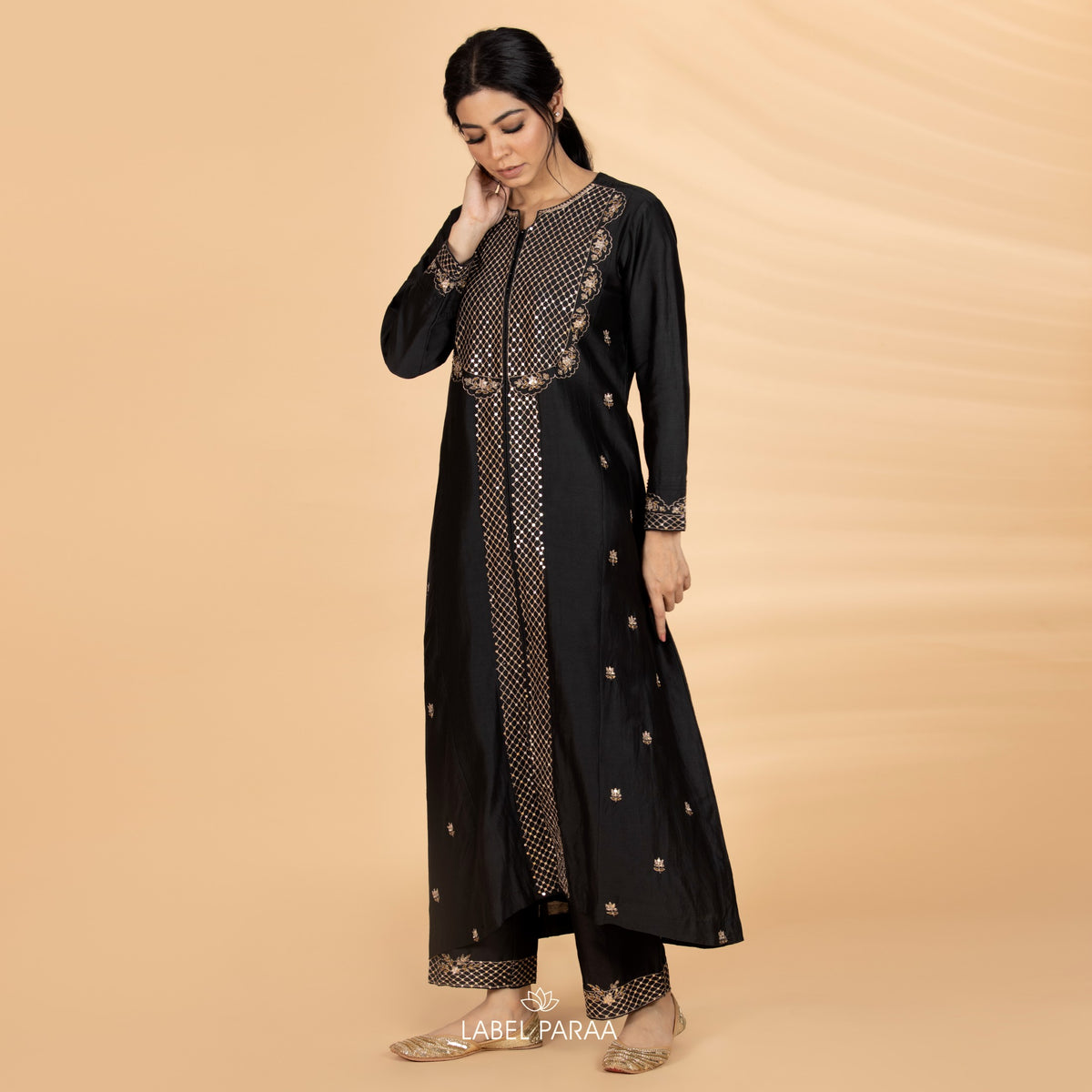 Black Yoke Jaal A Line Suit Set