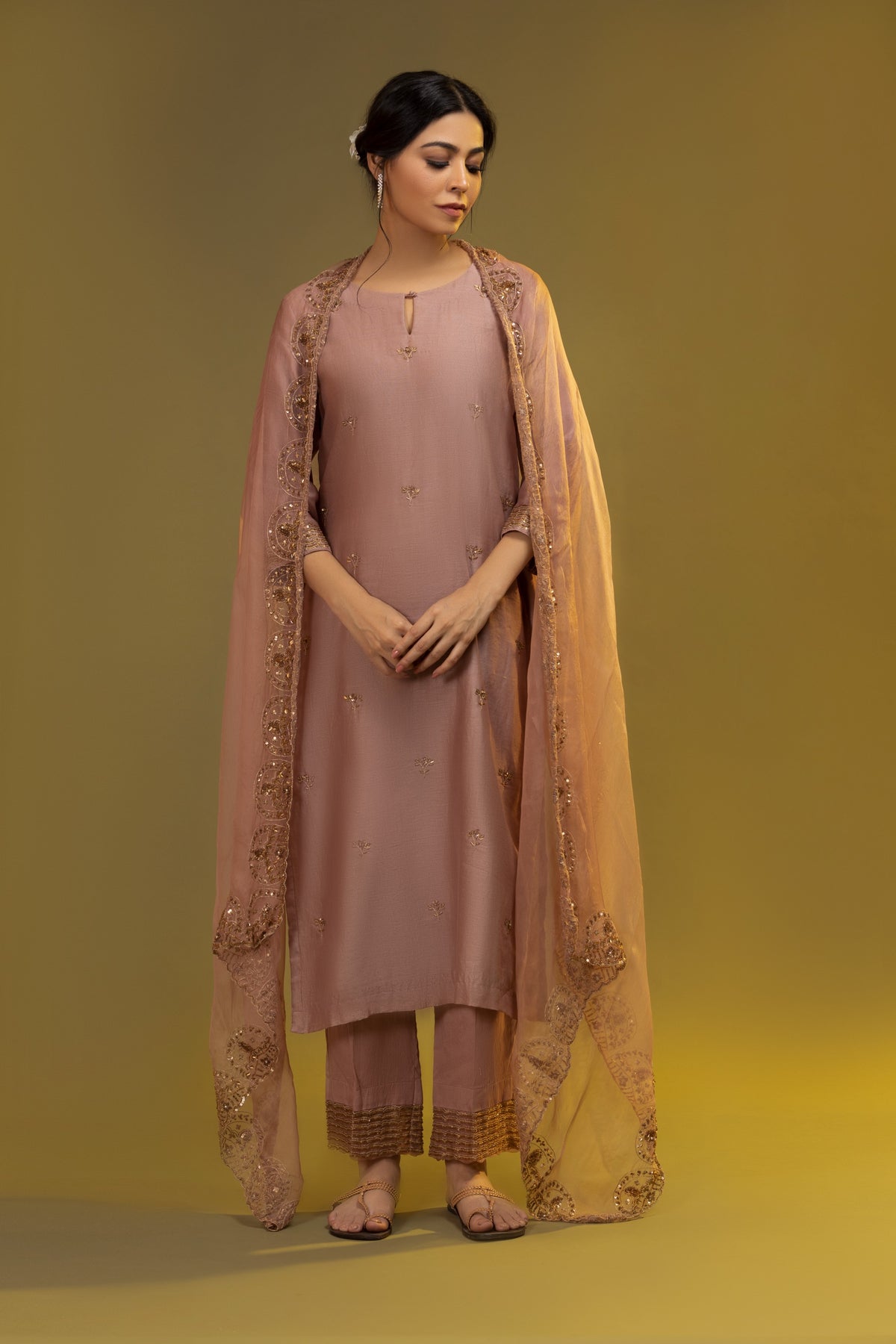 Blush Sand Antique Embroidered Set
