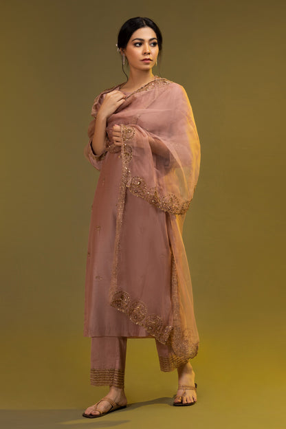 Blush Sand Antique Embroidered Set